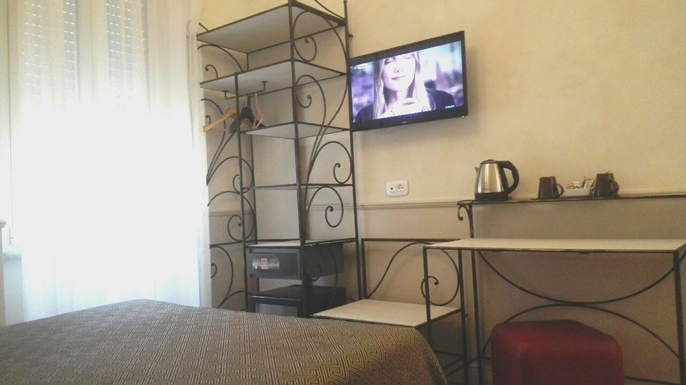 Residenza Cavallini ローマ エクステリア 写真
