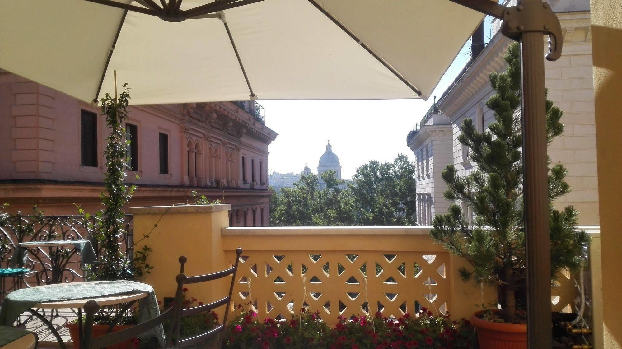 Residenza Cavallini ローマ エクステリア 写真