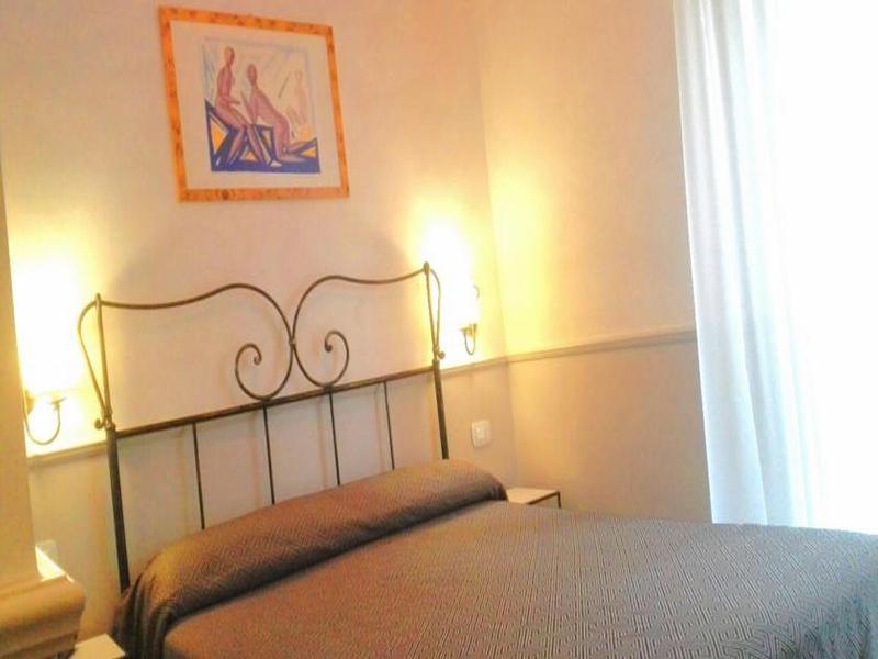 Residenza Cavallini ローマ エクステリア 写真