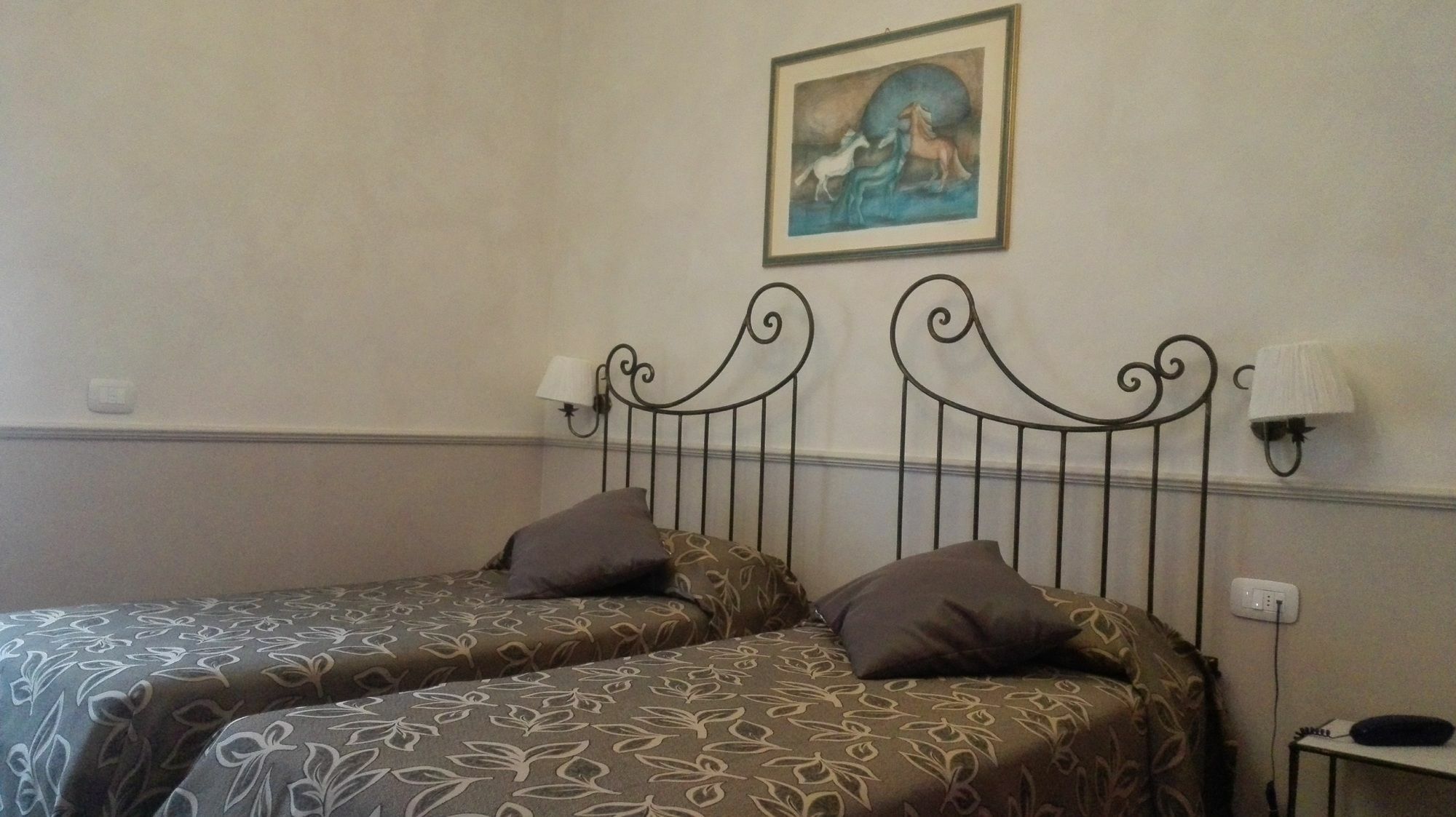 Residenza Cavallini ローマ エクステリア 写真